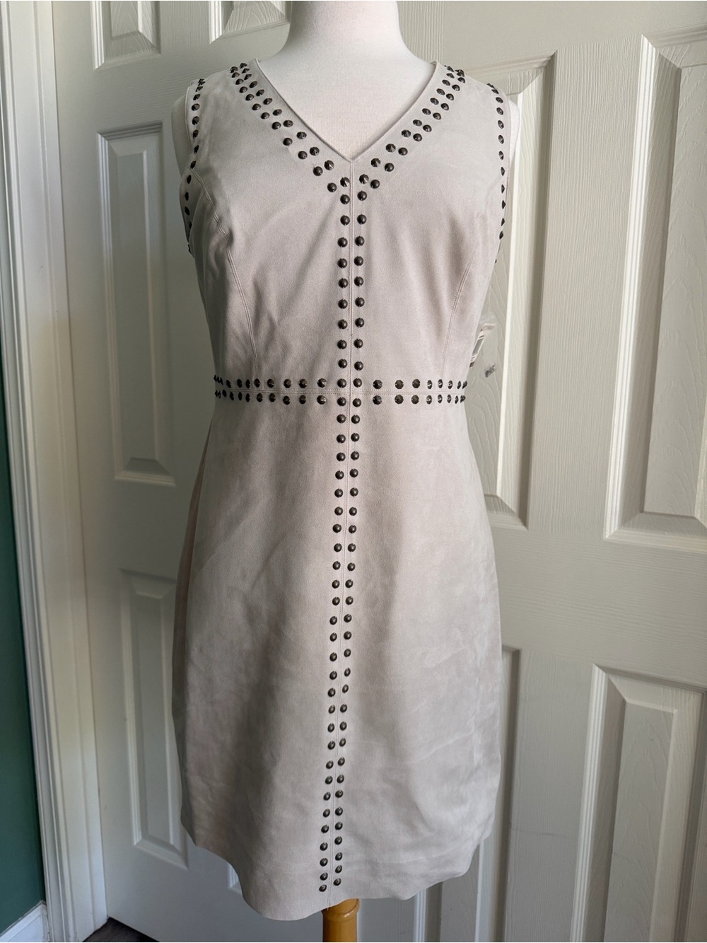 NWT INC International Concepts Cream Mini Dress with Gunmetal Studs